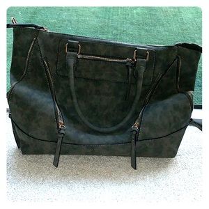 Violet Ray Diagonal Zip Tote